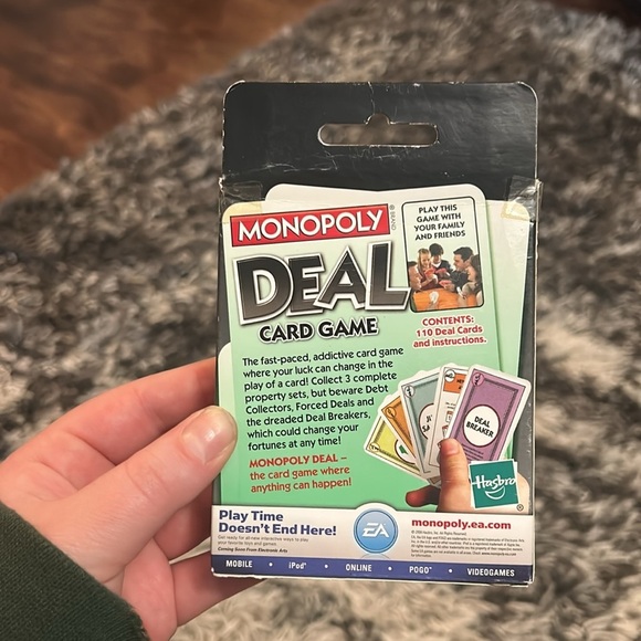 Monopoly Deal - Picture 2 of 2